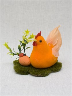 Пасхальный сувенир 10см "Курочка с яйцами" на подставке (BS4-599)